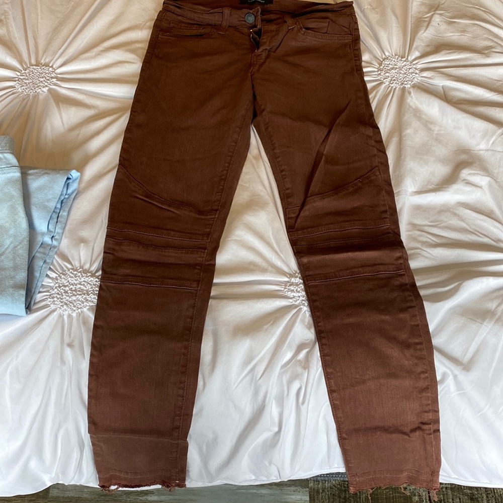 Flying Monkey pants size 25